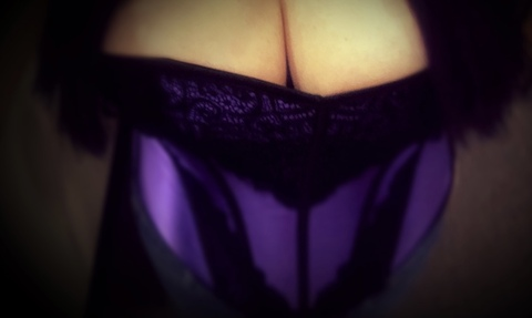 Grace @dominagrace cover picture