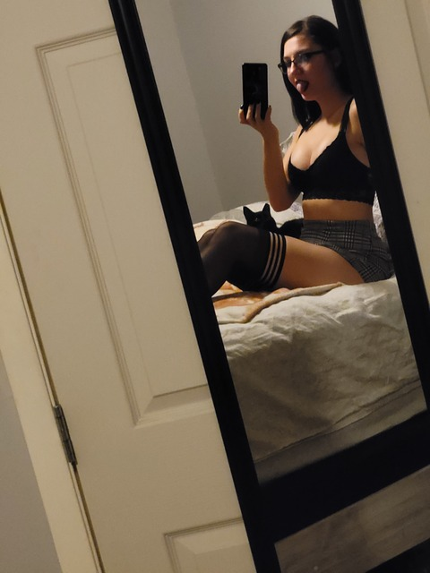 Dottie Cox @dottiekatherine cover picture