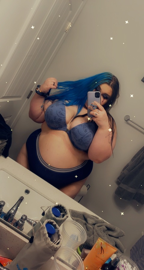 Kyla Bree @dxcky0202 cover picture