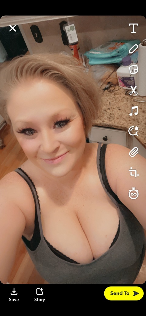 Miranda @easythicksubmissive cover picture