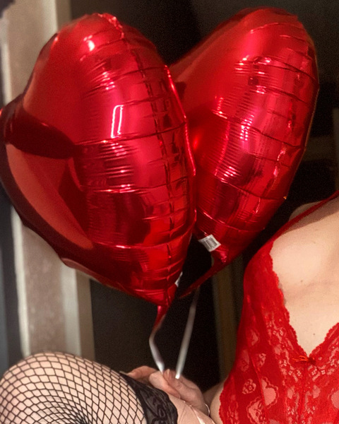 Eden 🍑 @edeniris cover picture