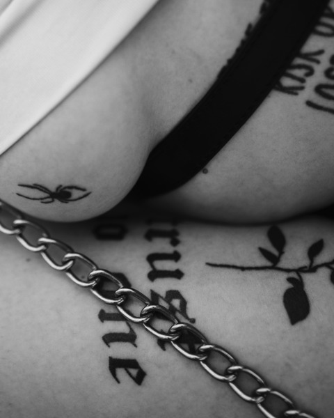 Eme @emesofia cover picture