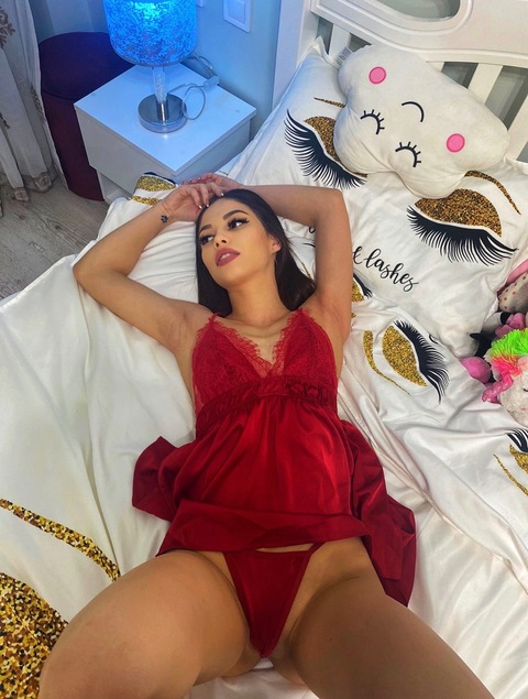 Emily Princess @emily.princess cover picture