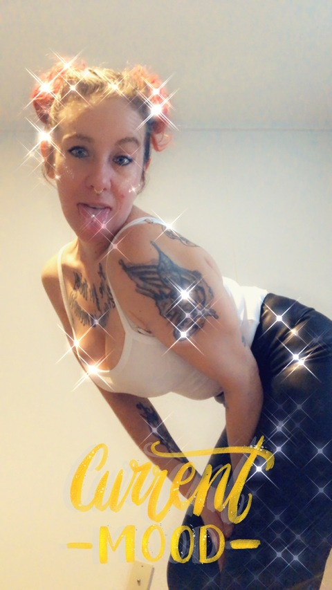 Emma @emstarr420 cover picture