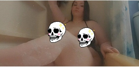 Shelby 🐚🐝 @everyonesaasshole cover picture