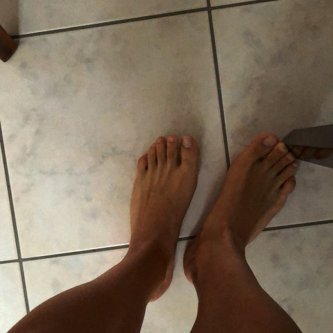 Feet God ❤️ @feetxloverx cover picture