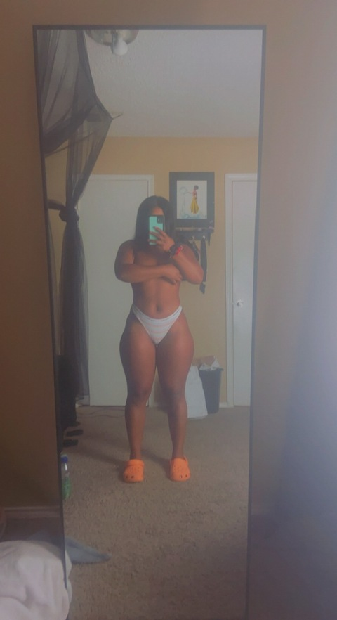 Aisha Fields @fields3 cover picture