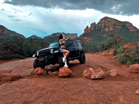 Fit Mom Art @fitmomart cover picture