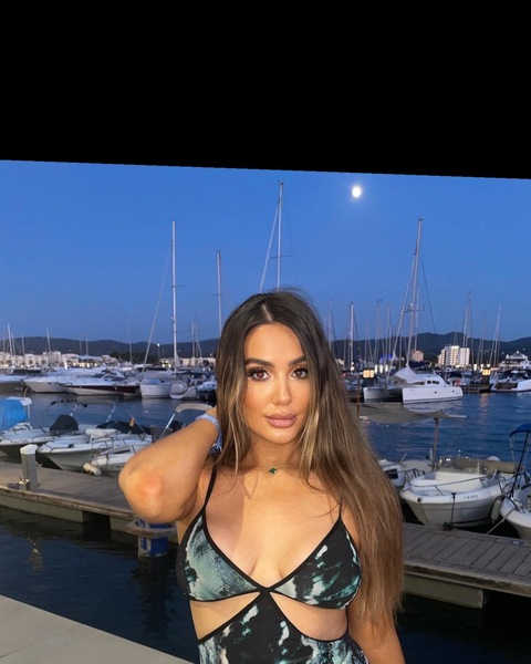 Frankie Sims @frankiesims cover picture