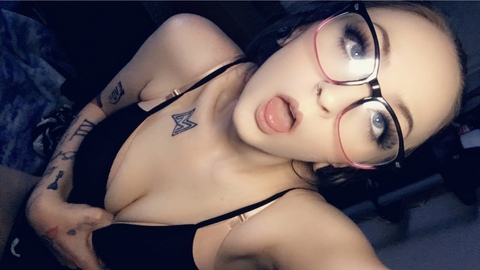 Vessa @goddessvessa cover picture