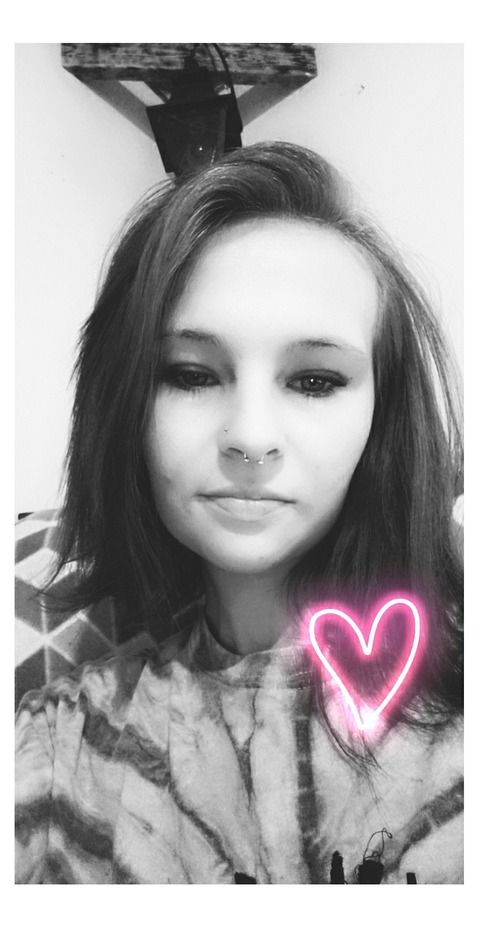 Hailey Applewhite @haybug2233 cover picture