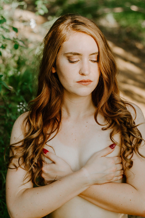 Scarlet @helloscarlet cover picture