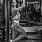 Onlyfans leaks hornysexymuscles 

 profile picture