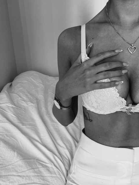 Nina @hotnorwegiangirl.free cover picture
