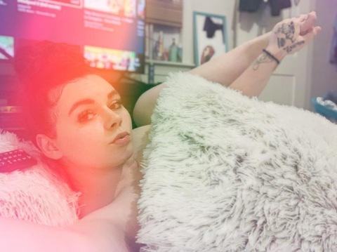 Quêėñ Rúbįį Rūę @huffbarbii cover picture