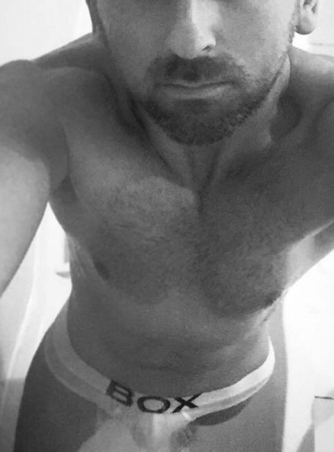 Irish guy @hunkyguy2.0 cover picture