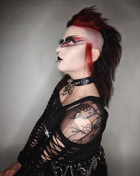 Infernal Sister @infernalsister cover picture