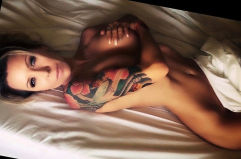 inkedwife @inkedwifelife cover picture