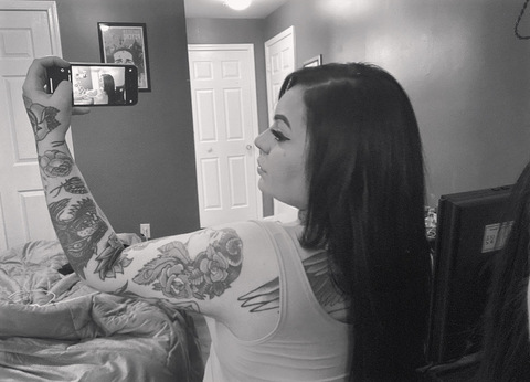 Header of isabellas