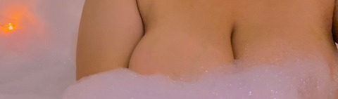 Issa Loves @issaloves cover picture