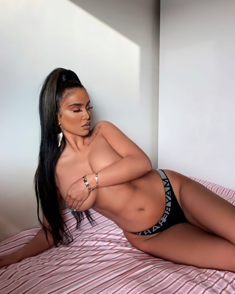 ⚡️ Amy ⚡️ @its.amanda cover picture