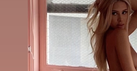 Becca Vlaszof @itsbeccaa cover picture