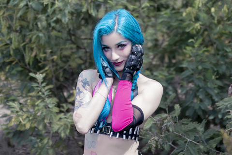 Fay @itsfay cover picture