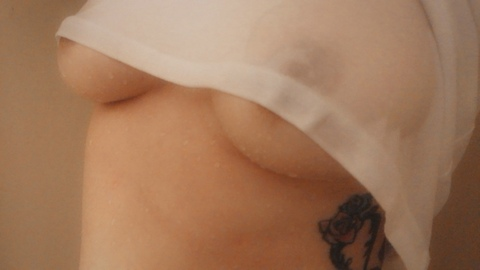 Whitney @itsjustmexoxo cover picture