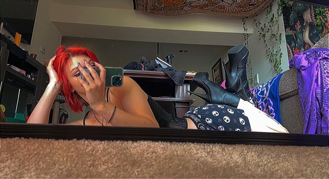 •Vegas• @itsvegabby cover picture