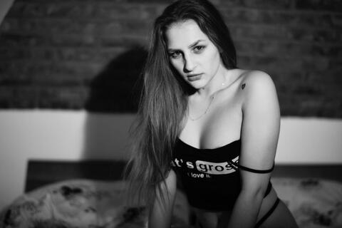 Izabela Horváthová @izabelka666 cover picture