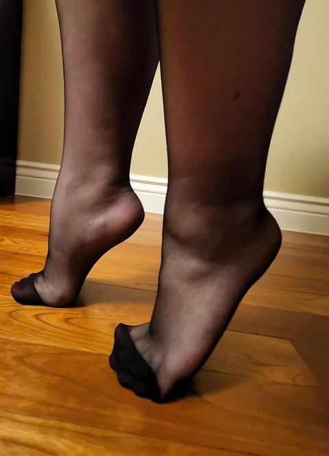 Jenna Luv's Toes @jennaluvtoes cover picture