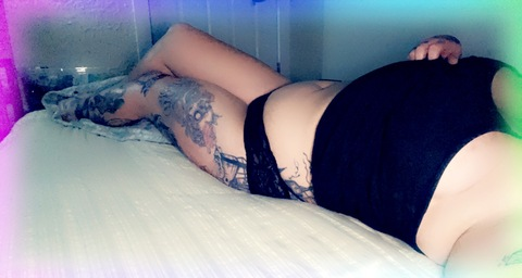 thick.tan.tatted.titties @jeslyn_4 cover picture