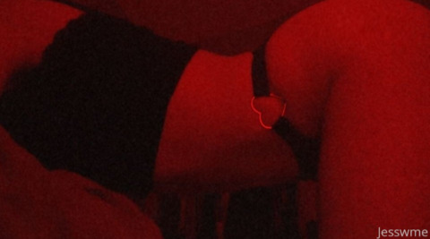Jessica Willett @jesswme cover picture