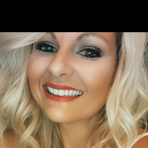 Jillian Renee @jillian6988 cover picture