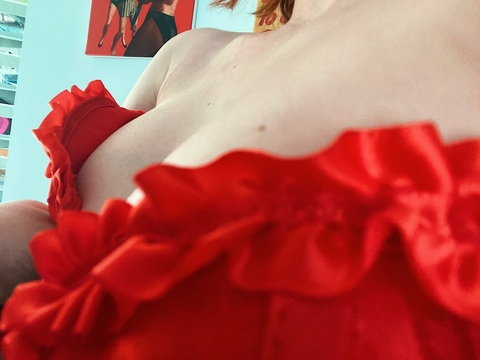 josie blake @josieeblakee cover picture