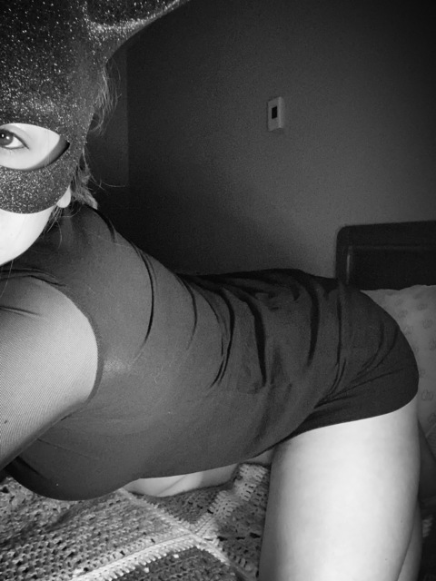 Karah Rae @karahraee cover picture