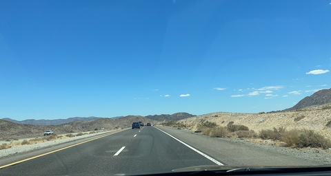 Kari @kari_marie cover picture