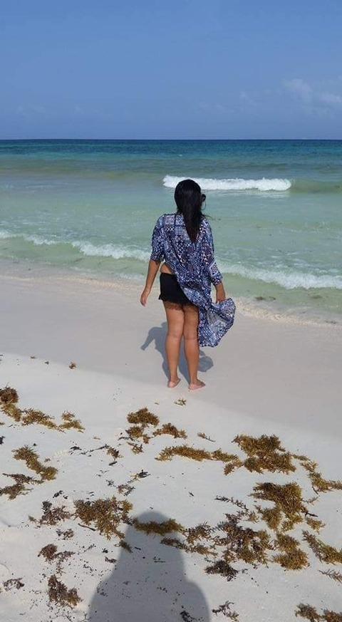 Karla @karlaxl cover picture
