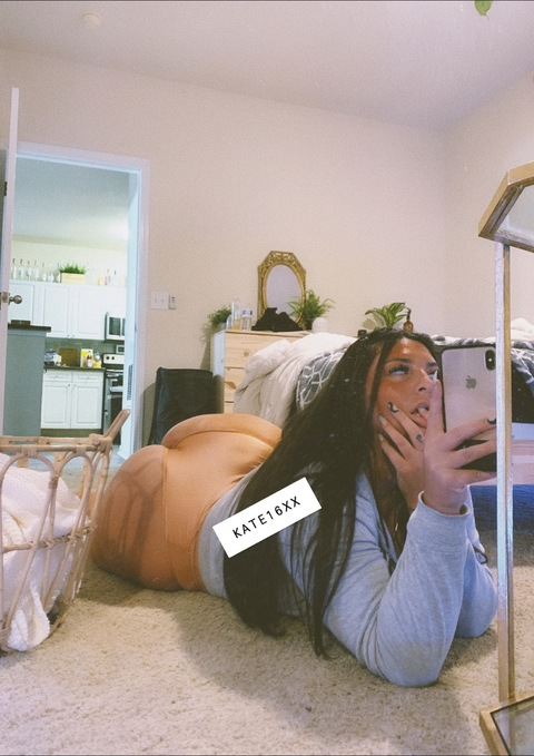 kate @kate16xx cover picture