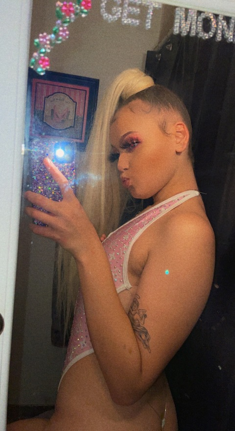 Bunnie @kaysno cover picture