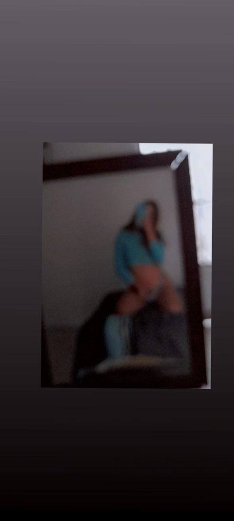 kelly Bazaure @kellybazaure cover picture