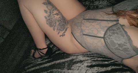 Sexy mumma @kelsryjadee cover picture