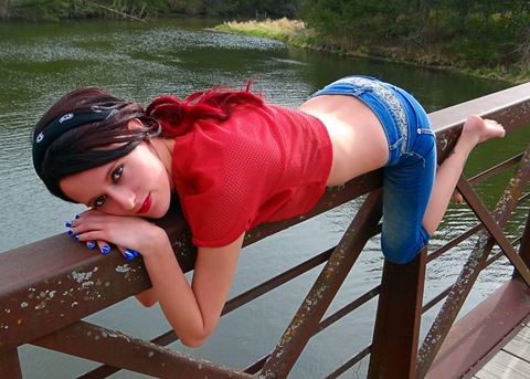 KhloeRenee @khloerenee1002 cover picture