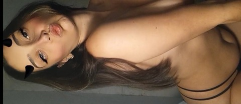 Miss Kim @kimnatasha cover picture