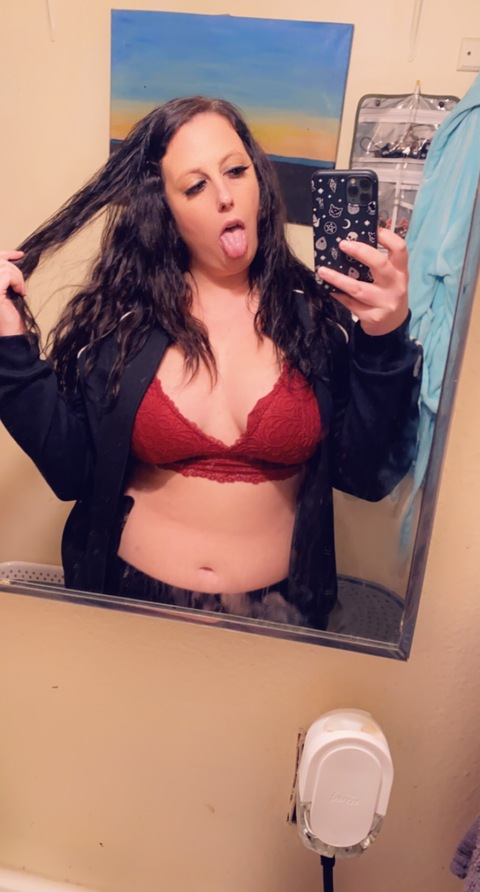 🌸Thicc Nerdy kitten 🌸 @kittykay_ cover picture