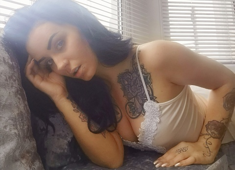 Laney Jane @laneyxjane cover picture
