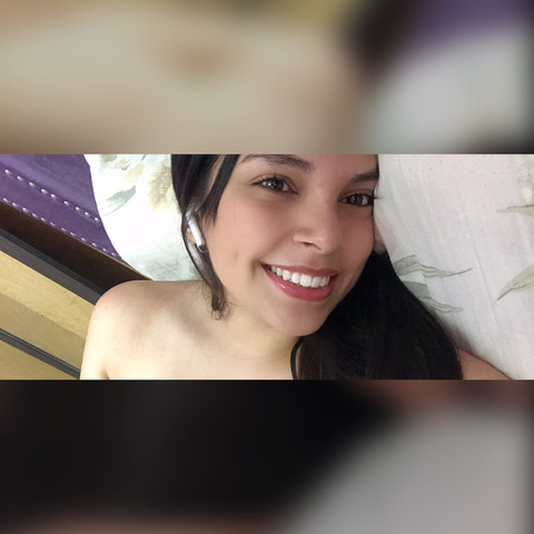 Larita @lara_coral cover picture