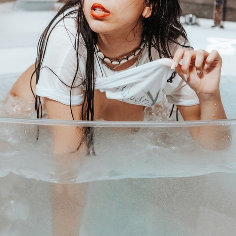 Yasmin🦊 @layass cover picture