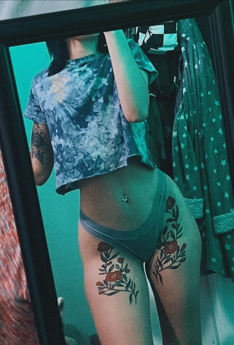 legs @legsss222 cover picture