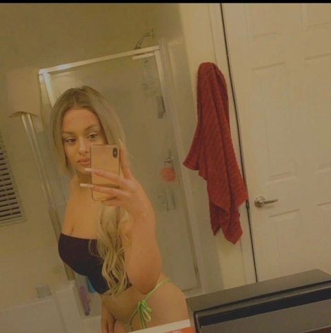 Lenaluuvv @lenaluuvv cover picture
